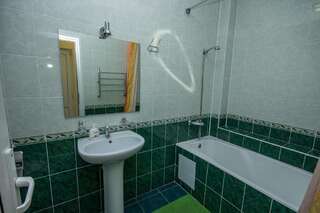 Гостиница Гостевой Дом Тихий Адлер Двухкомнатный номер -16